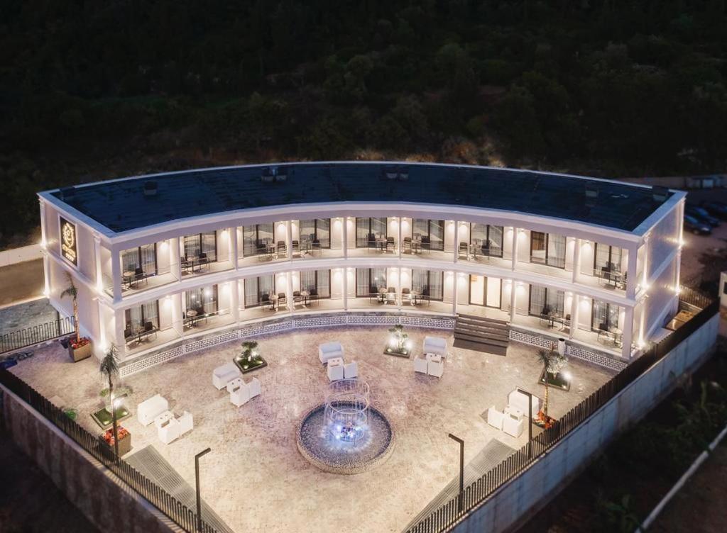 Ebbi Hotel